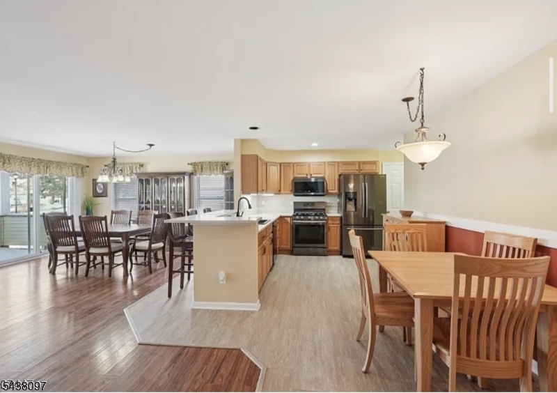 2 Caleb Ct Property Photo 11