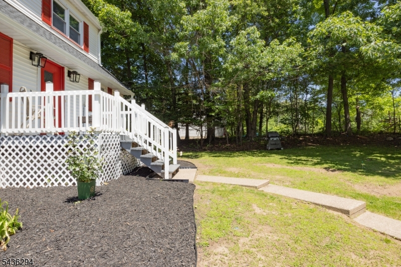 39 Broadway Property Photo 5