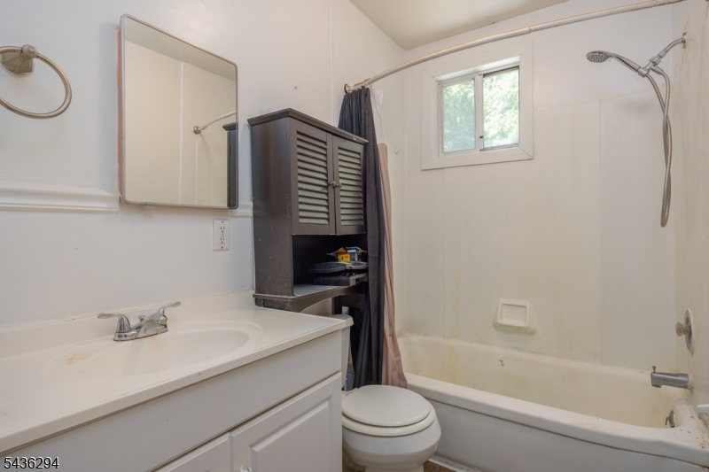 39 Broadway Property Photo 22