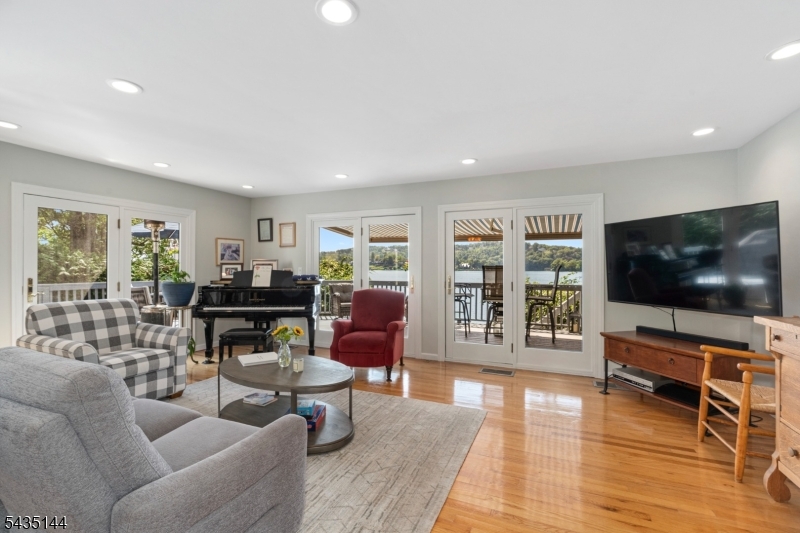 64 E Shore Trl Property Photo 14