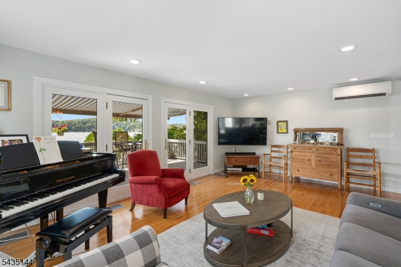 64 E Shore Trl Property Photo 16