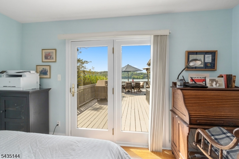 64 E Shore Trl Property Photo 23