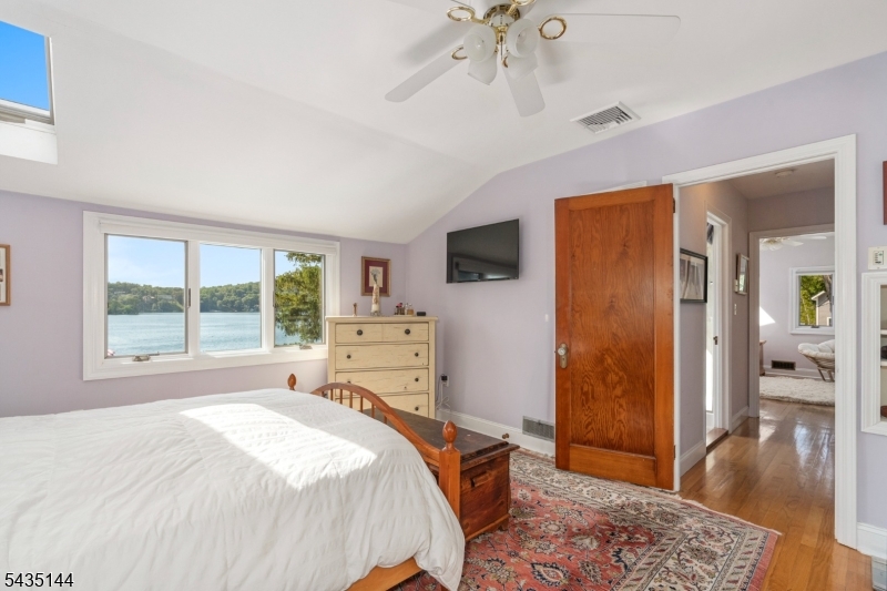 64 E Shore Trl Property Photo 30