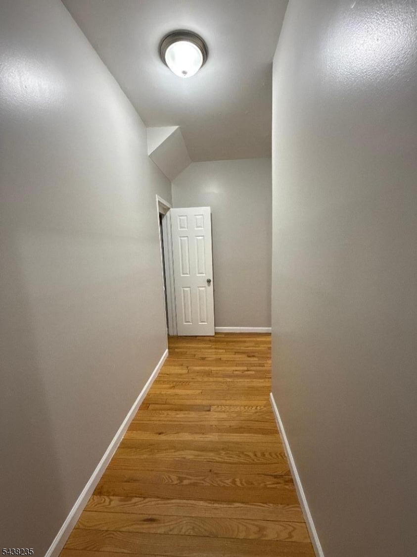 420 Jelliff Ave Property Photo 4