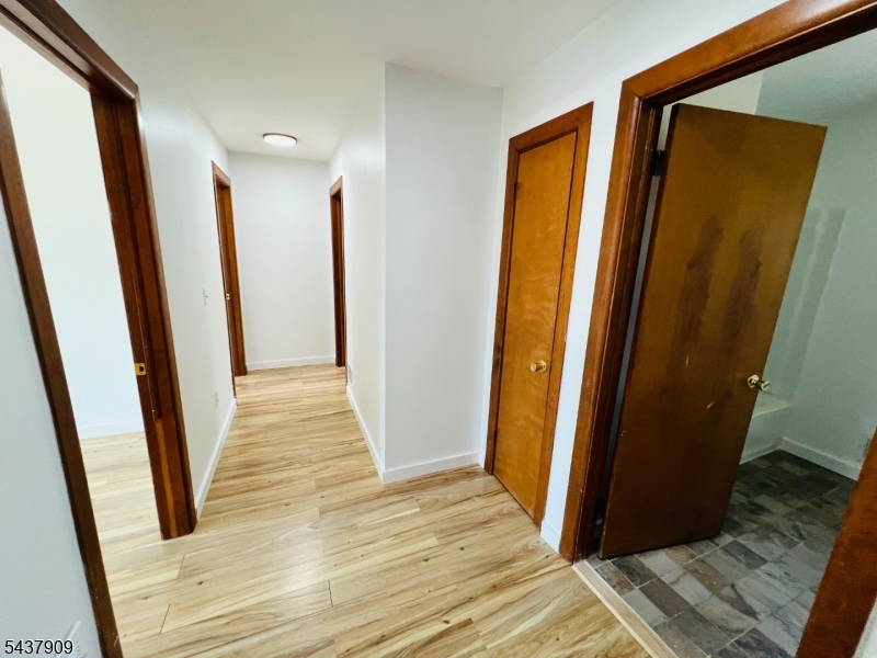 272 E Washington Ave 272 Property Photo 12