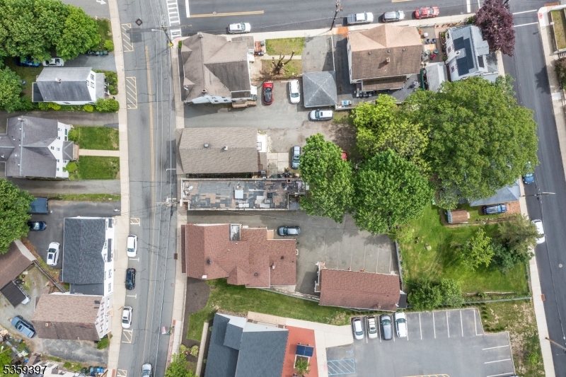 31 S Main St Property Photo 2