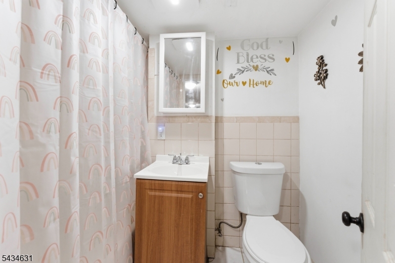 2072 Elizabeth Ave Property Photo 15