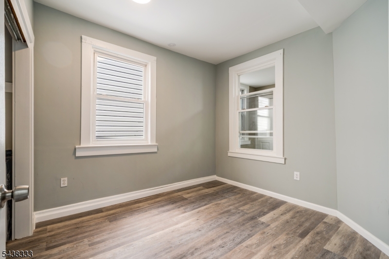 84 Heckel St Property Photo 12