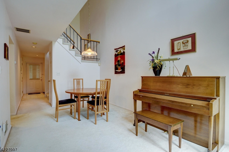 152 Bonney Ct Property Photo 6