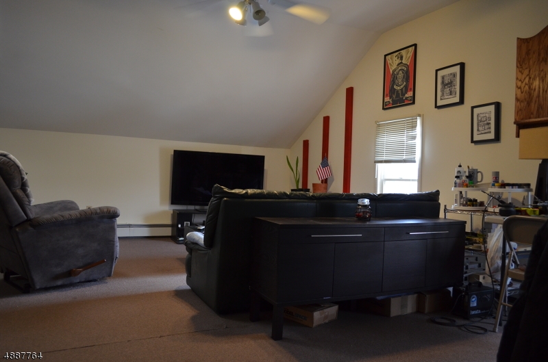 50 Cook Ave 3a Property Photo 2