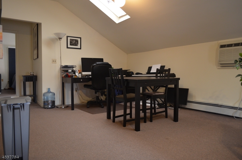 50 Cook Ave 3a Property Photo 5