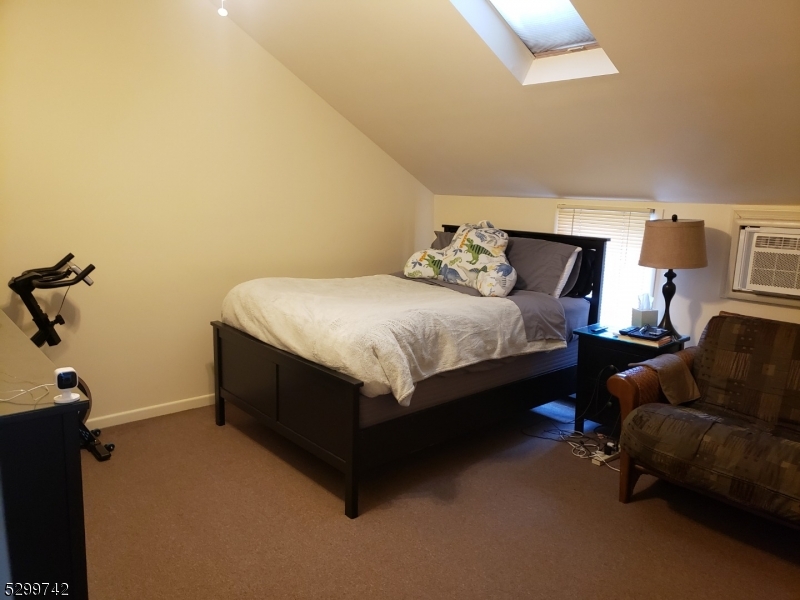 50 Cook Ave 3a Property Photo 11