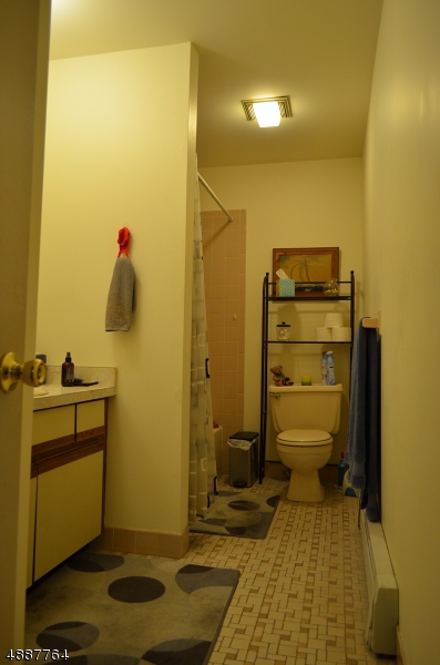 50 Cook Ave 3a Property Photo 13