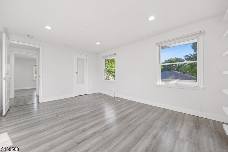 13 Munsey Rd Property Photo 26