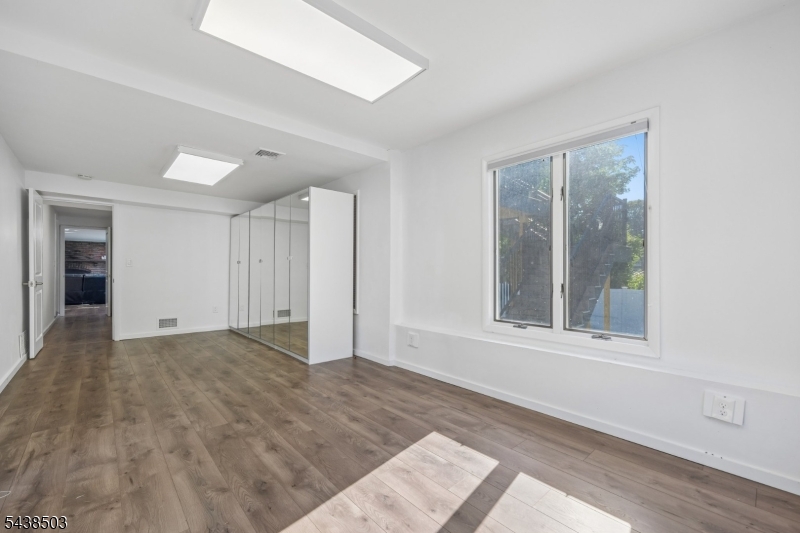 13 Munsey Rd Property Photo 34