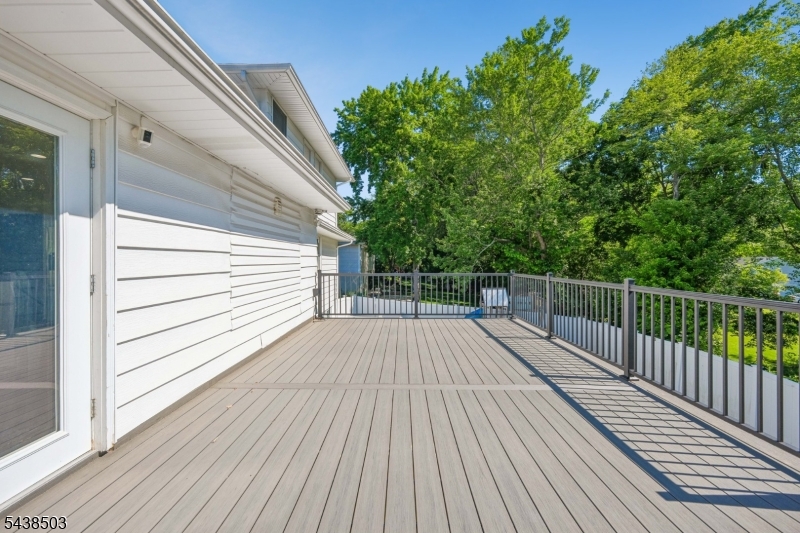 13 Munsey Rd Property Photo 39