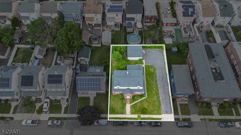 57 Devon St Property Photo 5