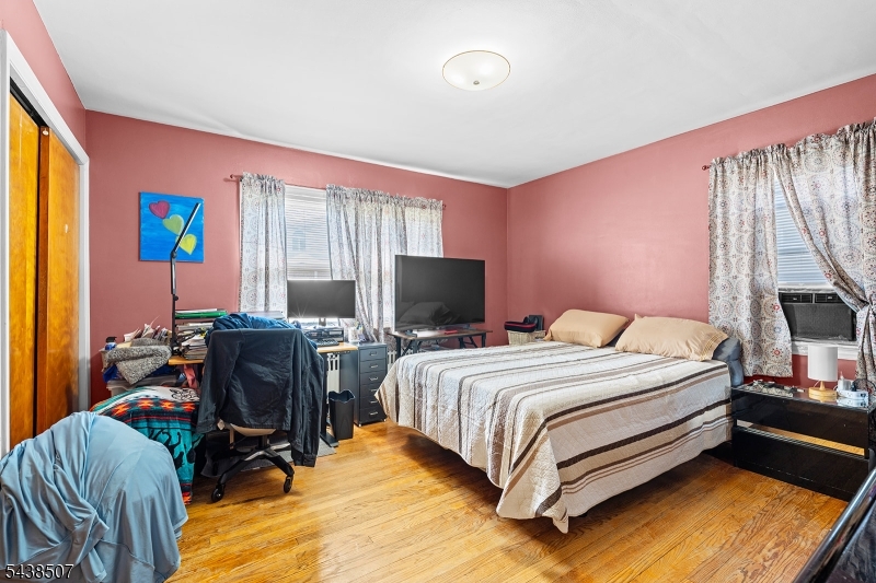 57 Devon St Property Photo 10