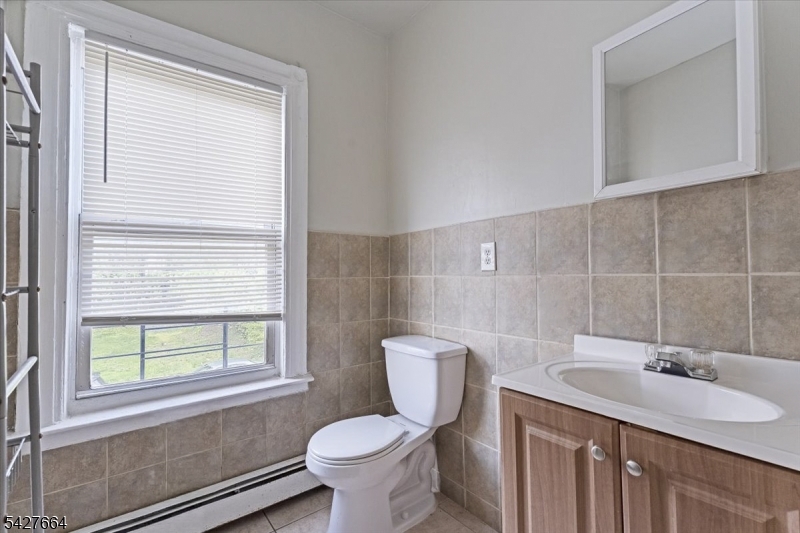 580 Hunterdon St Property Photo 15