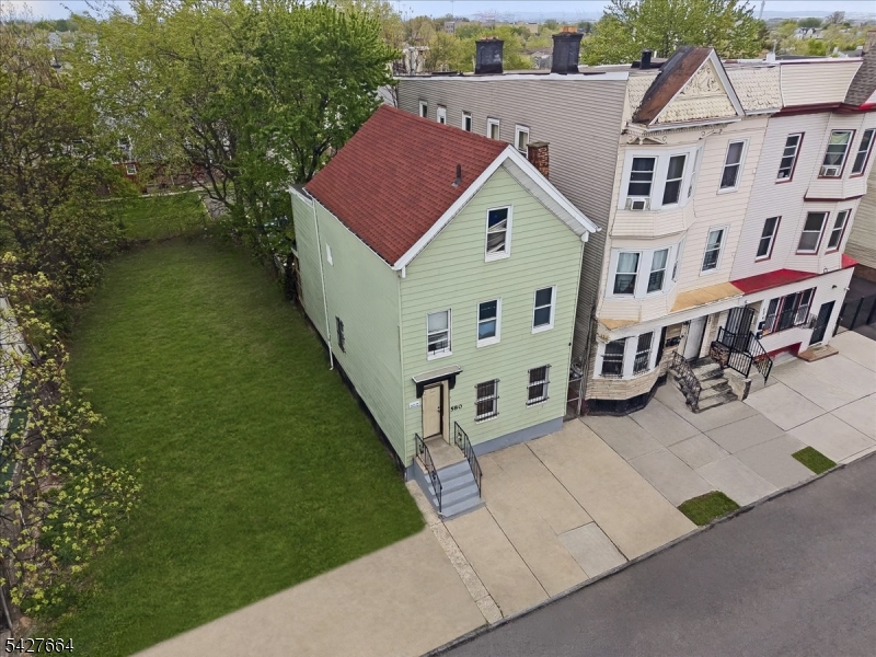 580 Hunterdon St Property Photo 27