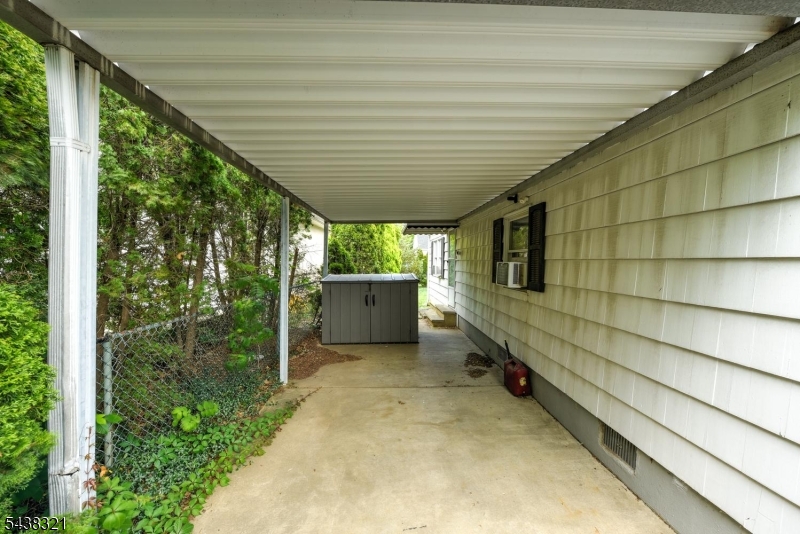215 S 18th Ave Property Photo 36
