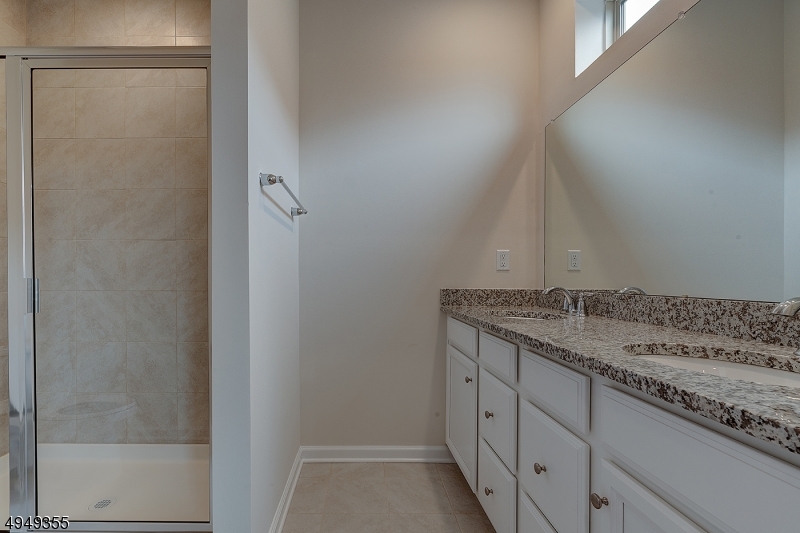 15 Braeburn Ct Property Photo 9