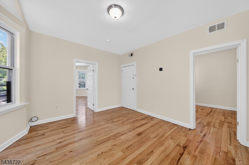 58 S 13th St 1 Property Photo 6