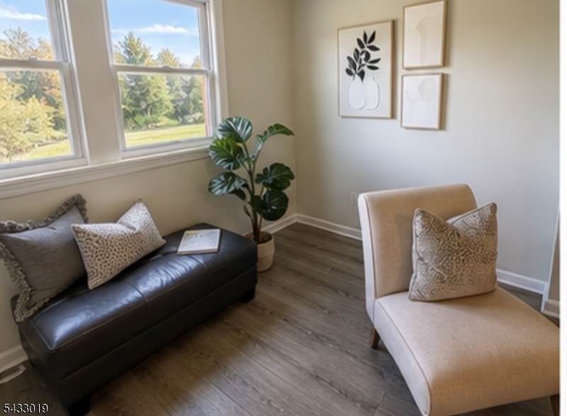 19 Columbus Cir Property Photo 3