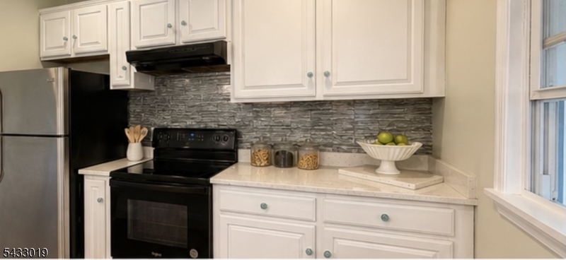 19 Columbus Cir Property Photo 12