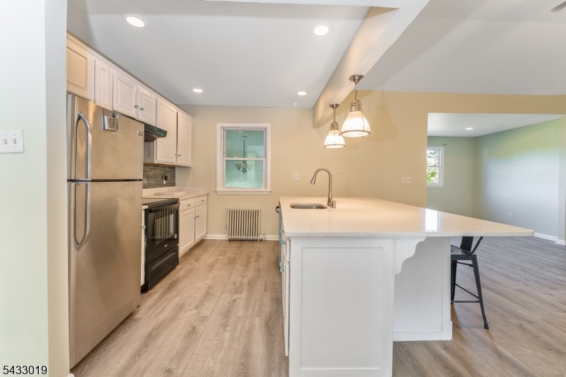 19 Columbus Cir Property Photo 14