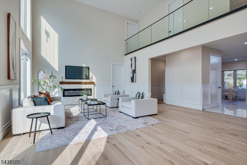 54 Nevsky St Property Photo 28