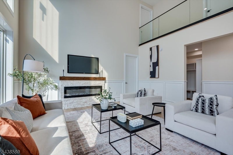 54 Nevsky St Property Photo 32