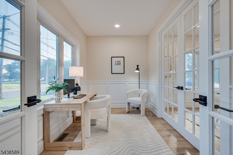 54 Nevsky St Property Photo 33