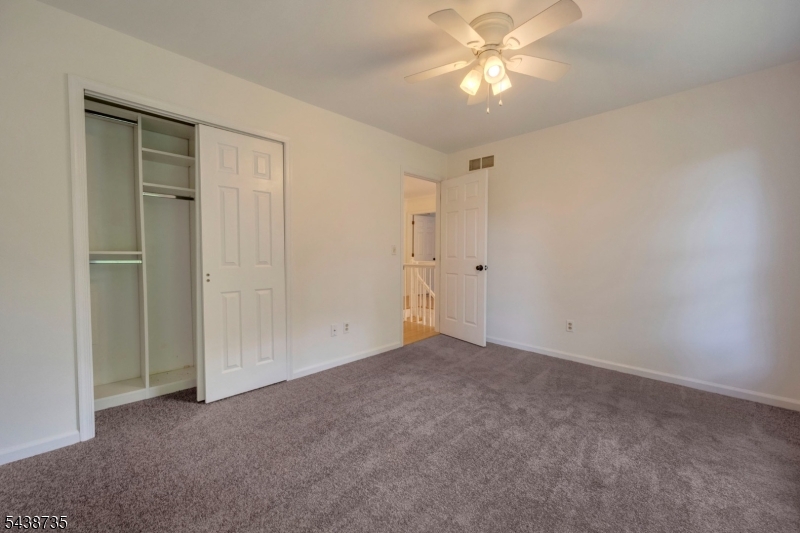 8 Glen Eagles Rd Property Photo 23