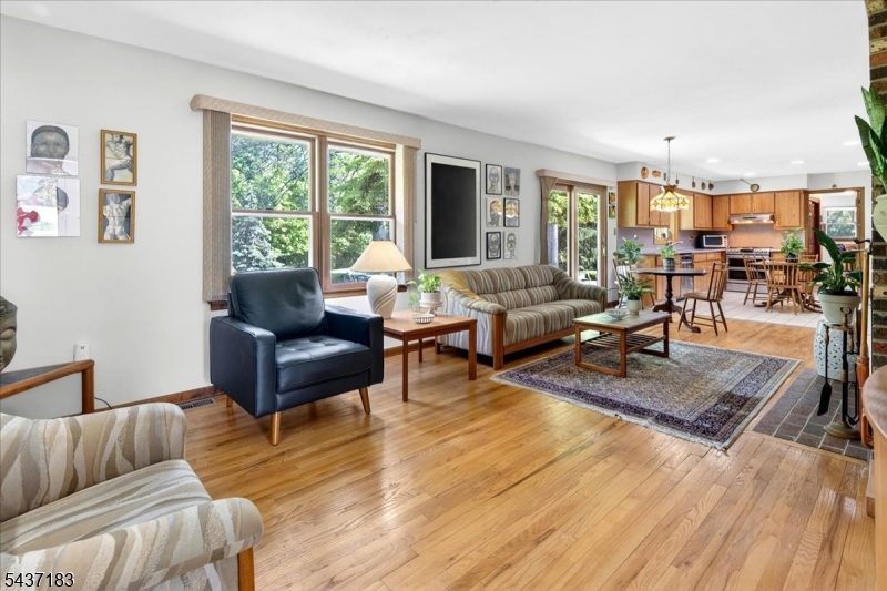 54 Platz Drive Property Photo 10