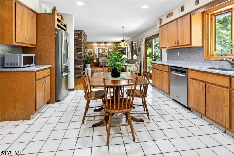 54 Platz Drive Property Photo 19