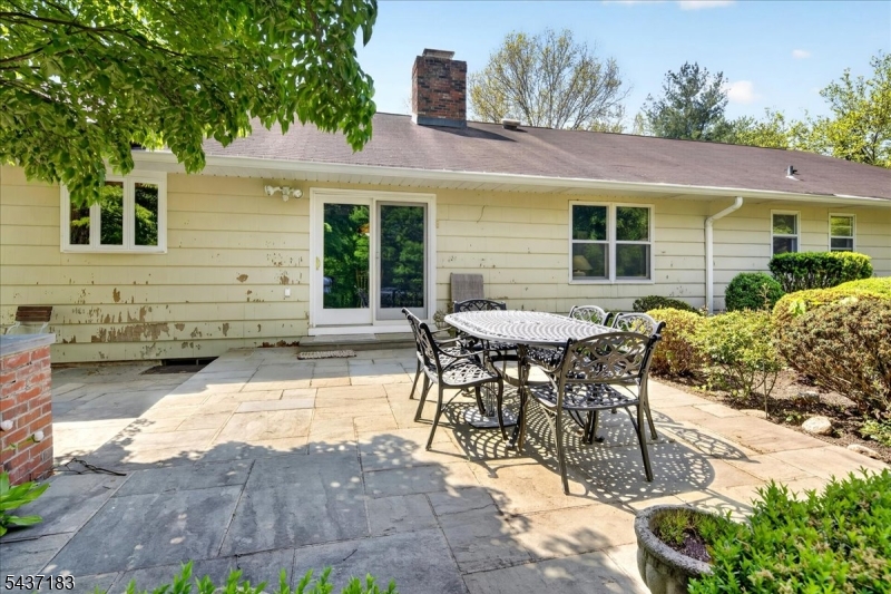 54 Platz Drive Property Photo 35