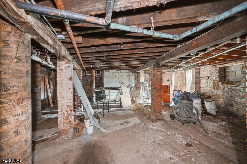 625 Springfield Ave Property Photo 32