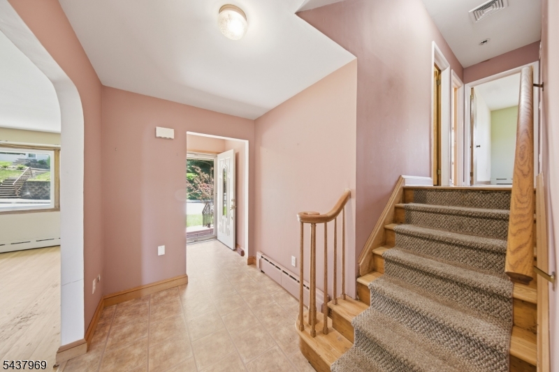11 Koclas Dr Property Photo 12