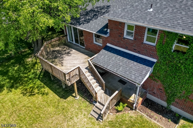 11 Koclas Dr Property Photo 36