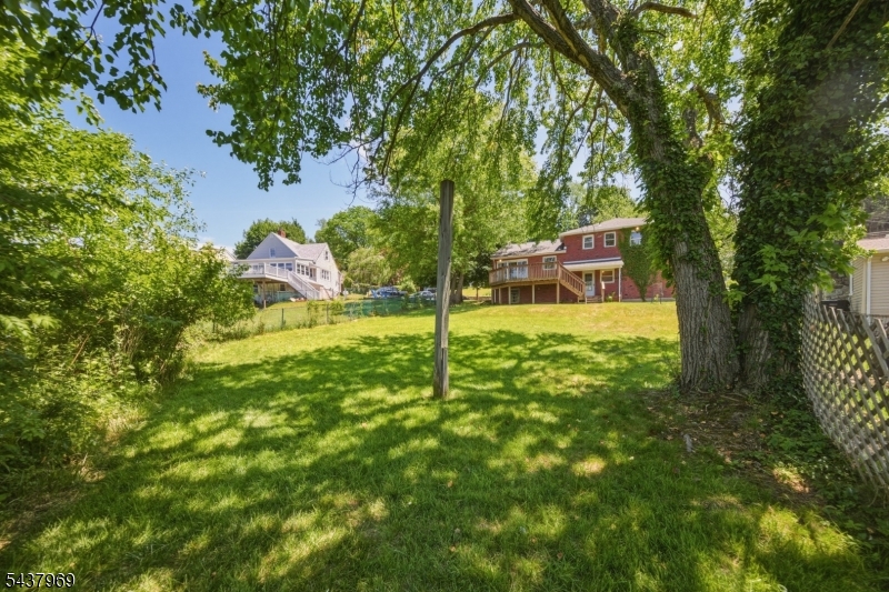 11 Koclas Dr Property Photo 42