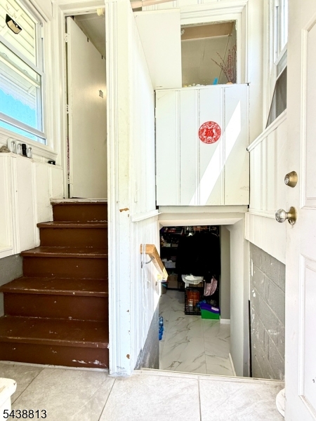 110 Randolph Ave Property Photo 21