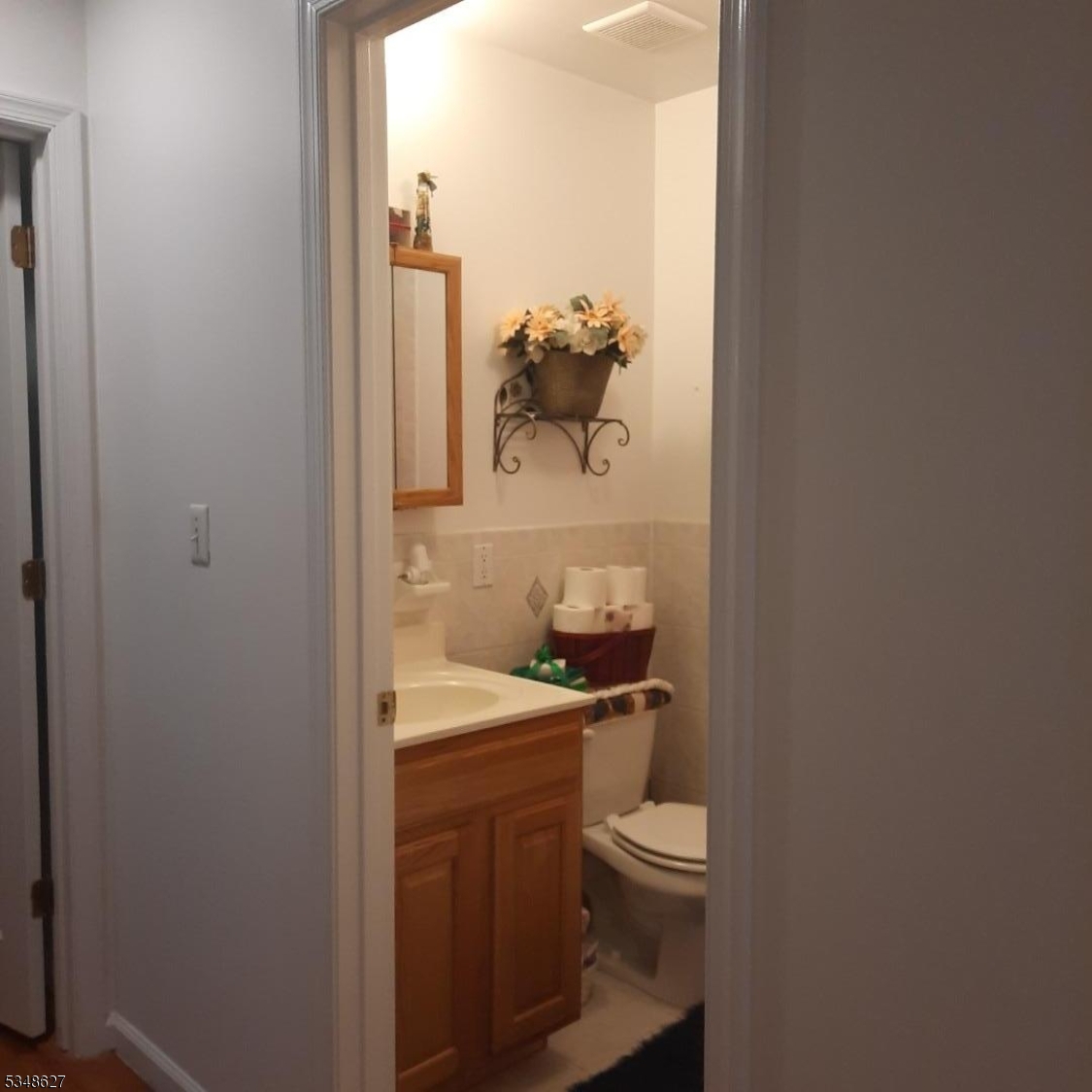 446 Marshall St 2 Property Photo 9