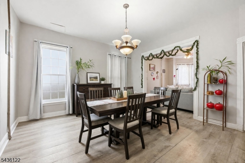 13 May St Property Photo 16