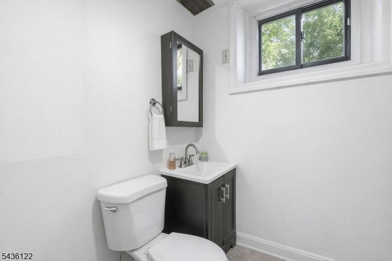 13 May St Property Photo 24