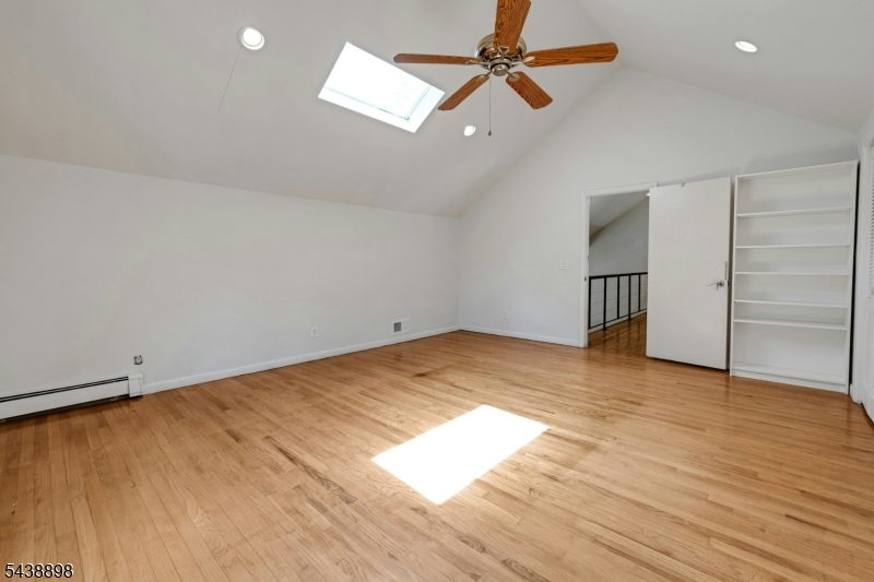 737 Ridge Rd Property Photo 18