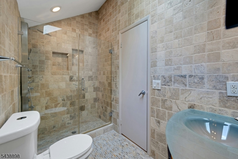 737 Ridge Rd Property Photo 22