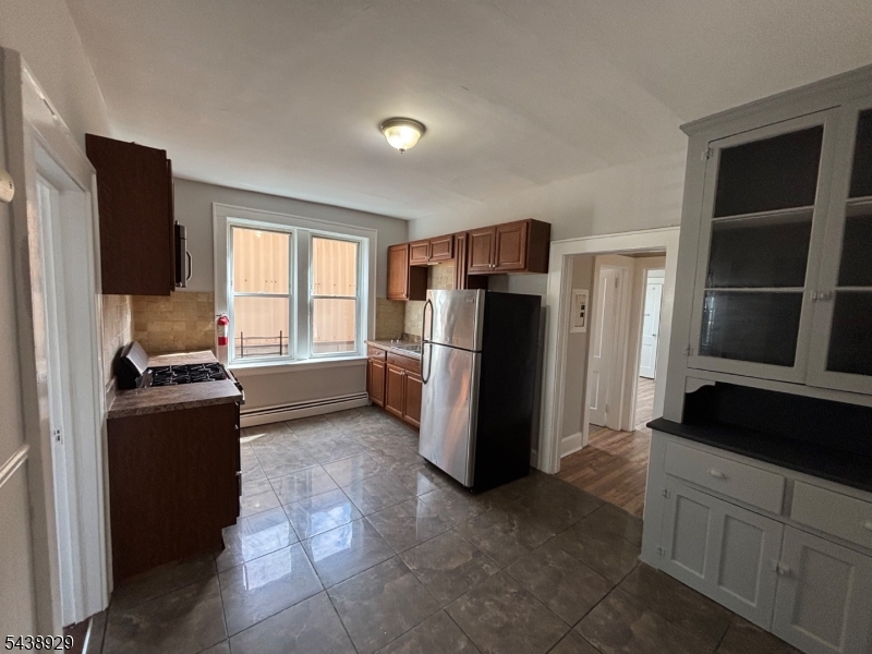 230 Watchung Ave 3 Property Photo 1