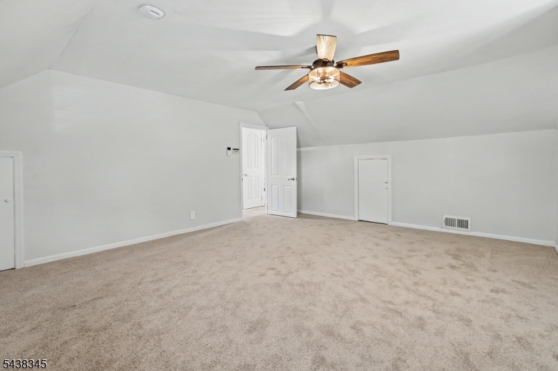 37 Glen Ct Property Photo 17