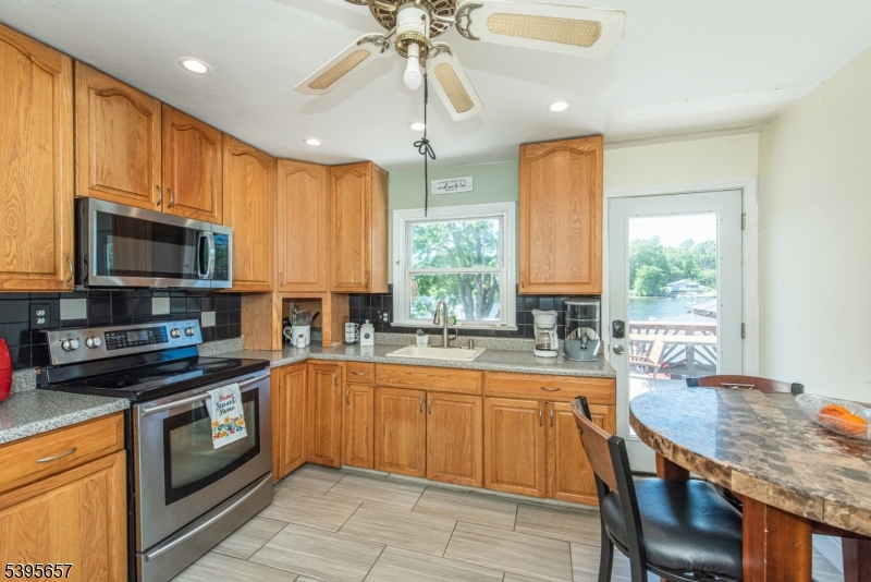 109 Mount Arlington Blvd Property Photo 12